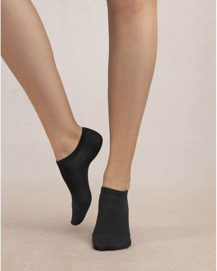 Black Scottish Thread Socks